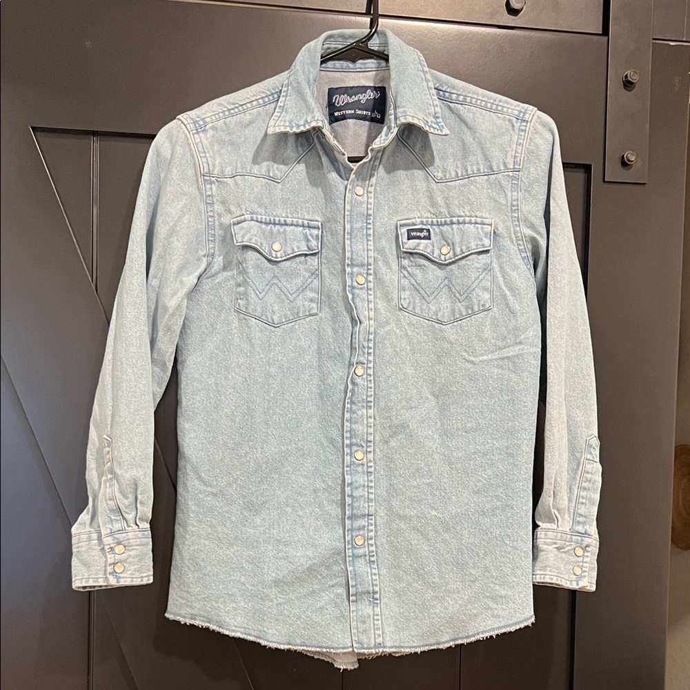 Wrangler Boy L 10-12  Light Blue Casual Denim Shirt